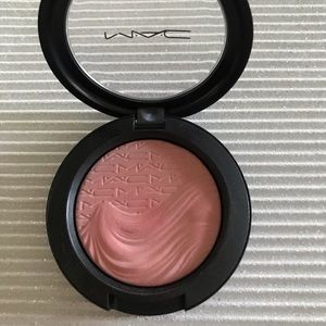 MAC Extra Dimension Blush / At Dusk